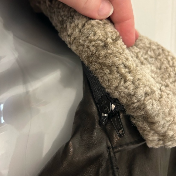 Genuine Brown Leather, Oversized Coat with Removable Sherpa Collar - Picture 5 of 11